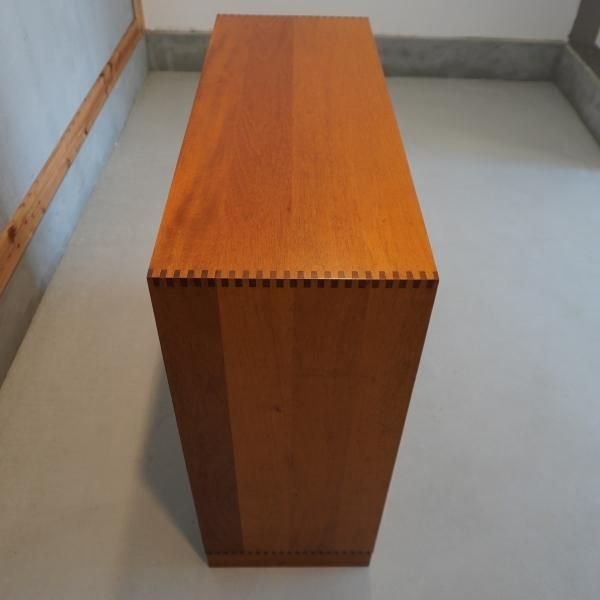 北欧デンマークよりSoborg Mobler(ソボーモブラー)社製の 北欧デンマークよりSoborg Mobler(ソボーモブラー)社製の