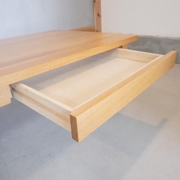 無印良品(MUJI)の人気のオーク無垢材 ローテーブルです!引出し 無印良品(MUJI)の人気のオーク無垢材 ローテーブルです!引出し