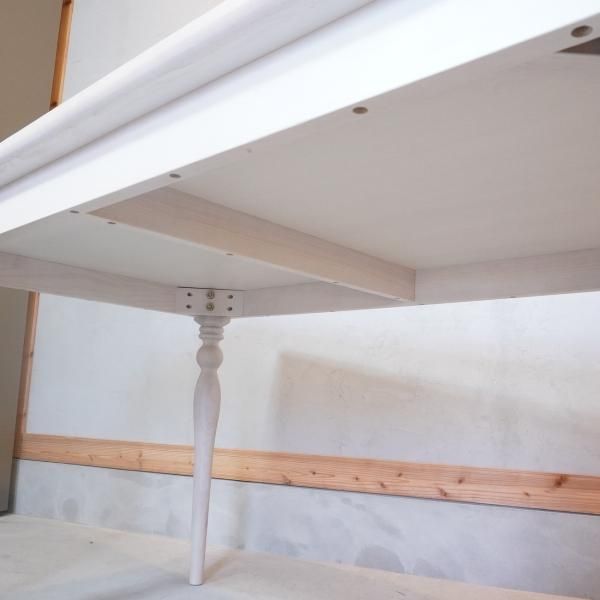 人気のFrancfranc(フランフラン)のARPA(アルパ)ダイニングテーブル