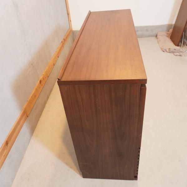 IDC OTSUKA(大塚家具)のリヴァー サイドボードです
