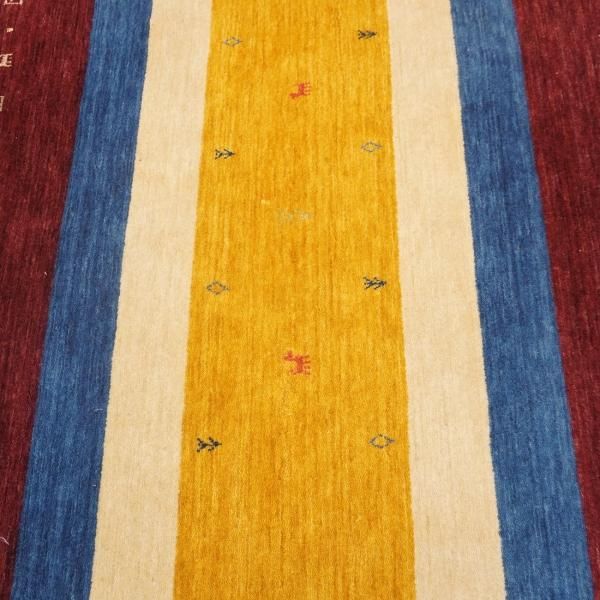 HAGIHARA(萩原)よりニュージーランドウールを使用したギャッベ 250×200cm！アンティーク風の愛らしいデザインと毛足が滑らかで遊び毛が 出にくいラグマット。多様なインテリアに馴染みます♪ - kokoelma -ココエルマ- 雑貨・中古家具・北欧家具・アンティーク家具の通販 