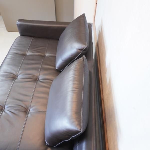 モデルルーム展示品 moda en casa（モーダエンカーサ）MILLER sofa（ミラーソファ）30198 -  モデルルーム展示品・デザイナーズ家具中古販売｜エイトレント株式会社