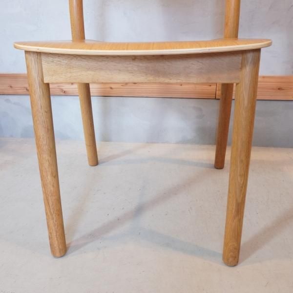 無印良品(MUJI)のREAL FURNITURE(リアルファニチャー) オーク材 ダイニングチェアー 2脚セット。北欧モダンスタイルなどナチュラルテイストにおススメの木製椅子は2人暮らしにもぴったり♪ - kokoelma -ココエルマ- 雑貨・中古家具 ・北欧家具・アンティーク家具の通販 