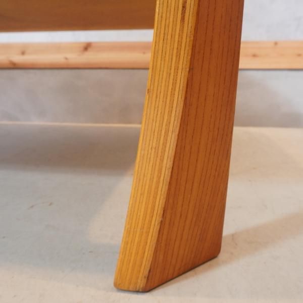天童木工(TENDO)のロングセラー商品、乾三郎の稀少な欅材 天童木工(TENDO)のロングセラー商品、乾三郎の稀少な欅材