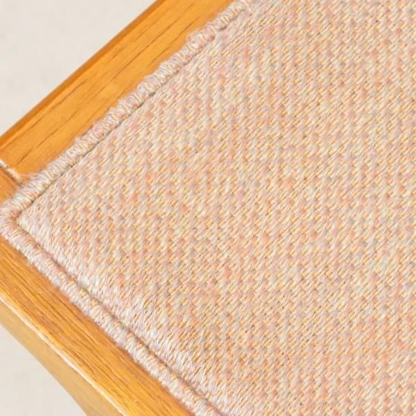 天童木工(TENDO)の剣持 勇デザイン ナラ材 スツールです!座面と 天童木工(TENDO)の剣持 勇デザイン ナラ材 スツールです!座面と