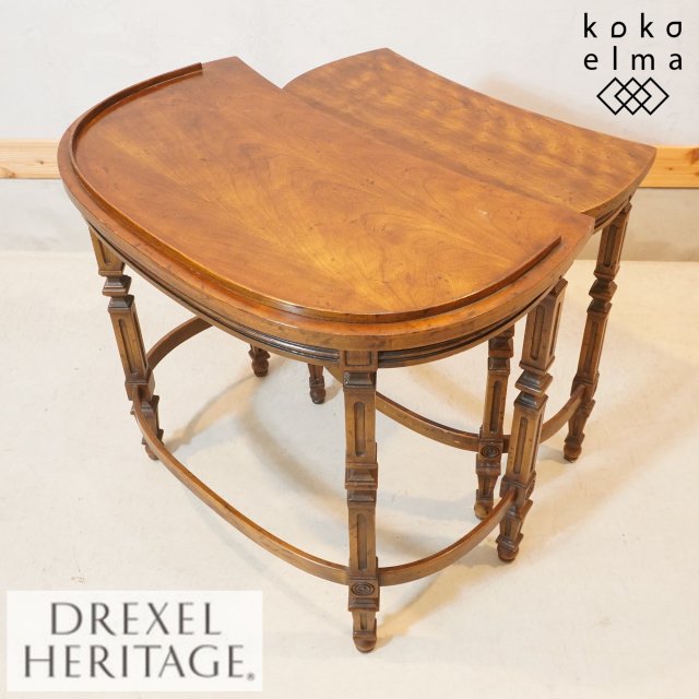 DREXEL HERITAGE(ドレクセルヘリテイジ)アンティーク調ネストテーブルです。クラシックなデザインが印象的なサイドテーブルはお部屋を優美な雰囲気に♪寝室のナイトテーブルとしてもオススメ。 