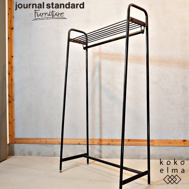 Journal Standard Furniture(ジャーナルスタンダードファニチャー)のLILLE(リル)ハンガーラック。ユーズド加工が施されたアイアン製のインダストリアルなコートハンガーです。