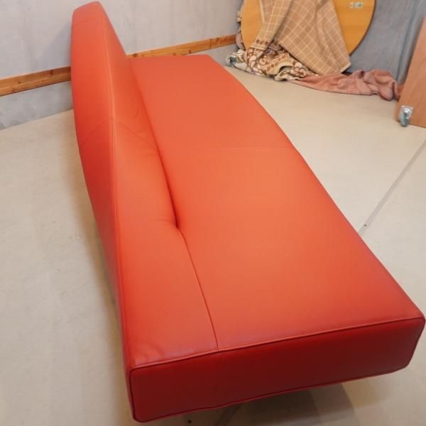 Cassina ixc.(カッシーナ・イクスシー)にて取り扱われている Cassina ixc.(カッシーナ・イクスシー)にて取り扱われている