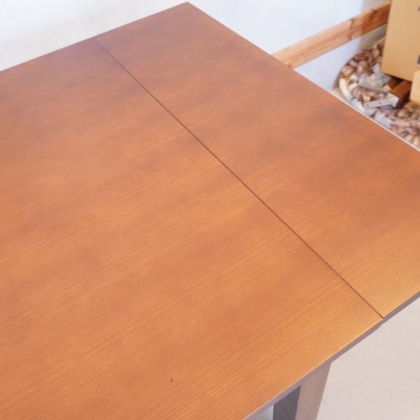バーチ材を使用した人気の無印良品(MUJI)の伸長式ダイニング バーチ材を使用した人気の無印良品(MUJI)の伸長式ダイニング