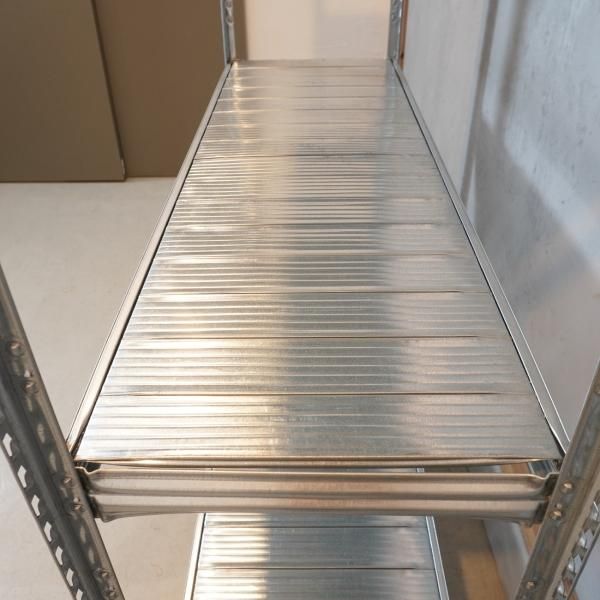 イタリア発祥の業務用シェルフ収納ブランド METALSISTEM(メタル イタリア発祥の業務用シェルフ収納ブランド METALSISTEM(メタル