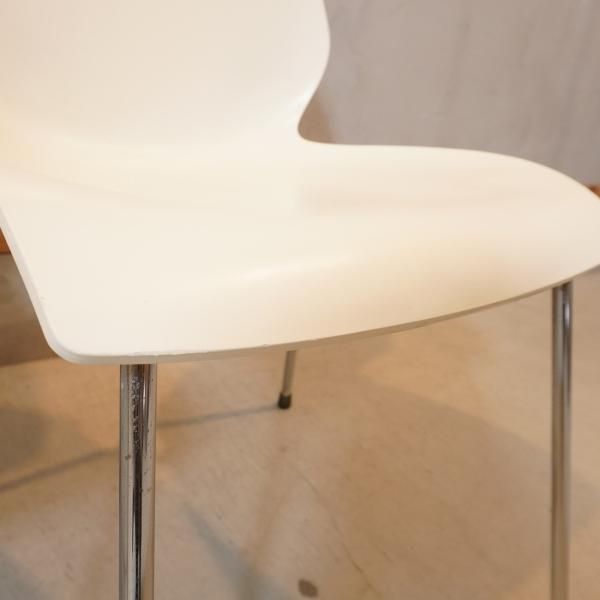 イタリアのデザイナーズ家具ブランドKartell(カルテル)の イタリアのデザイナーズ家具ブランドKartell(カルテル)の