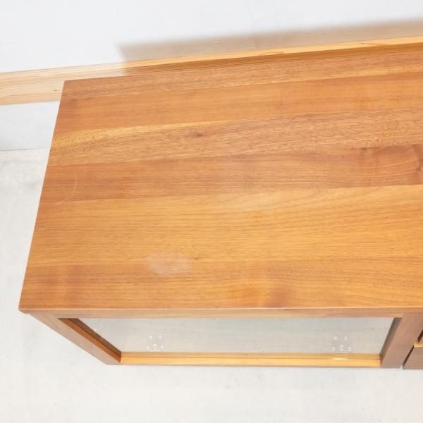 人気の無印良品(MUJI)のウォールナット材 AVラックです 人気の無印良品(MUJI)のウォールナット材 AVラックです