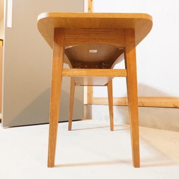 人気のunicoウニコのKURT(クルト)シリーズのカフェテーブルです 人気のunicoウニコのKURT(クルト)シリーズのカフェテーブルです