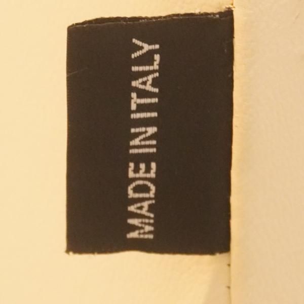 サコモディ S’ACCOMODI 3人掛け黒本革ソファ イタリア製レザーソファブランド｜S'ACCOMODI（サコモディ