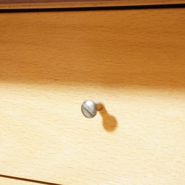 デンマークより入荷した、チーク材を使用したブックシェルフです デンマークより入荷した、チーク材を使用したブックシェルフです