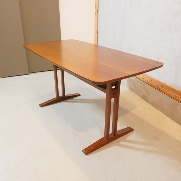 人気のkarimoku60(カリモク60) カフェテーブル1200です。ソファ 人気のkarimoku60(カリモク60) カフェテーブル1200です。ソファ