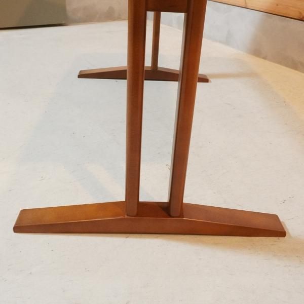 人気のkarimoku60(カリモク60) カフェテーブル1200です。ソファ 人気のkarimoku60(カリモク60) カフェテーブル1200です。ソファ