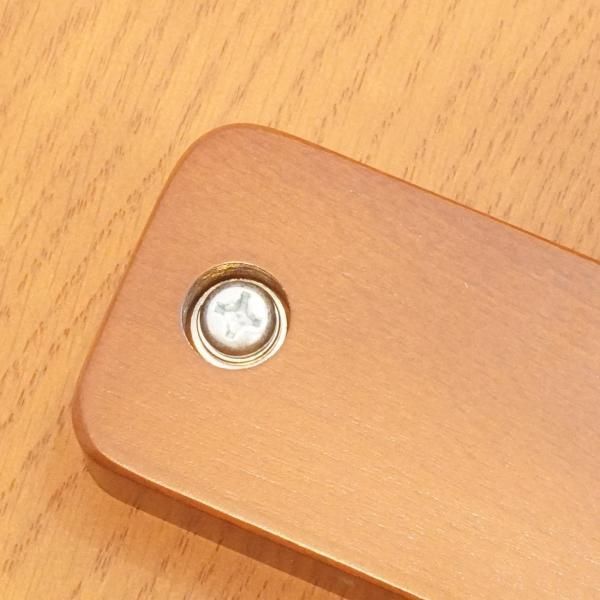 人気のkarimoku60(カリモク60) カフェテーブル1200です。ソファ