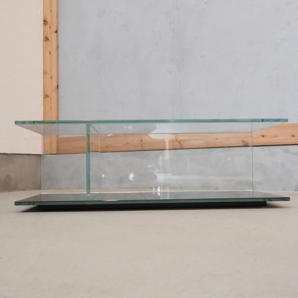 Cassina ixc.(カッシーナ イクスシー)で取り扱われているピエロ Cassina ixc.(カッシーナ イクスシー)で取り扱われているピエロ