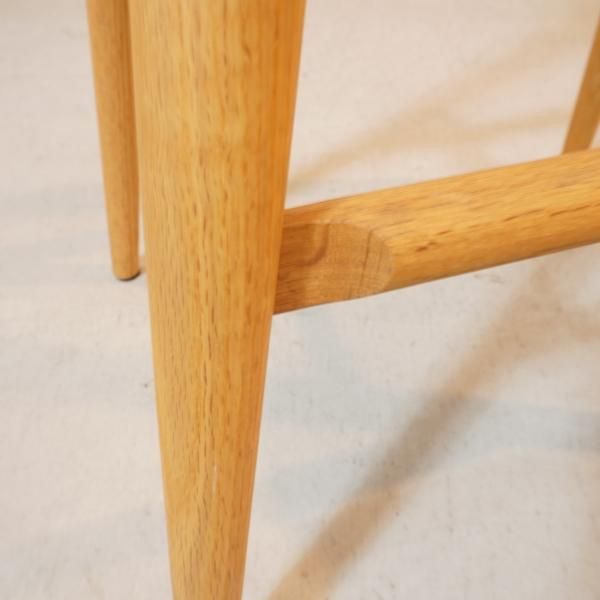 飛騨の家具メーカーKASIWA(柏木工)よりオーク材 ハイスツール 飛騨の家具メーカーKASIWA(柏木工)よりオーク材 ハイスツール