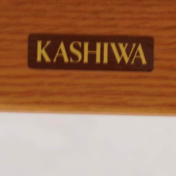 飛騨の家具メーカーKASIWA(柏木工)よりオーク材 ハイスツール 飛騨の家具メーカーKASIWA(柏木工)よりオーク材 ハイスツール