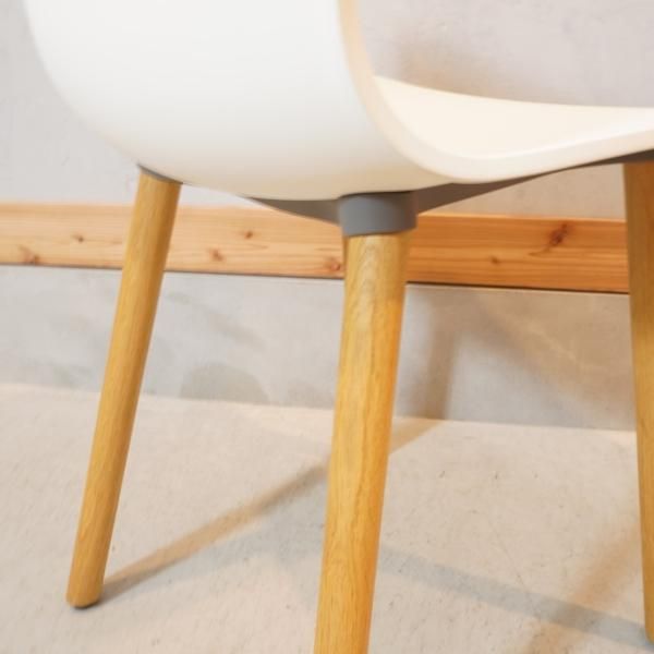 Vitra(ヴィトラ)社のジャスパー・モリソンによるデザインのHAL Vitra(ヴィトラ)社のジャスパー・モリソンによるデザインのHAL