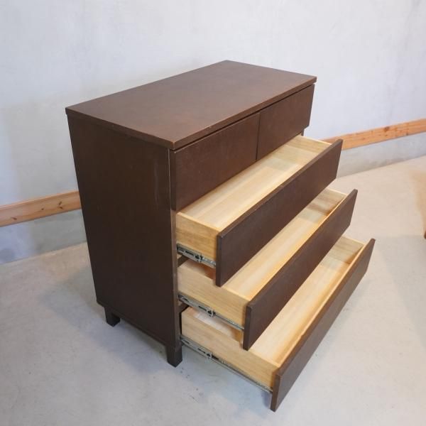 人気の無印良品(MUJI)のタモ材を使用した木製チェスト 4段ワイド 人気の無印良品(MUJI)のタモ材を使用した木製チェスト 4段ワイド