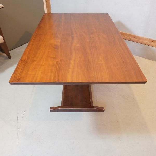 SHIGIYMA(シギヤマ家具)のサラ ウォールナット材 昇降式 SHIGIYMA(シギヤマ家具)のサラ ウォールナット材 昇降式