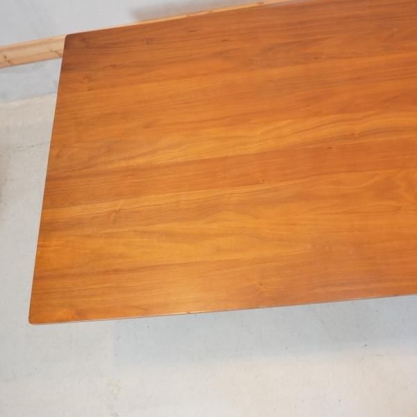 SHIGIYMA(シギヤマ家具)のサラ ウォールナット材 昇降式 SHIGIYMA(シギヤマ家具)のサラ ウォールナット材 昇降式