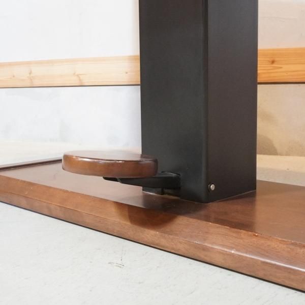 SHIGIYMA(シギヤマ家具)のサラ ウォールナット材 昇降式 SHIGIYMA(シギヤマ家具)のサラ ウォールナット材 昇降式