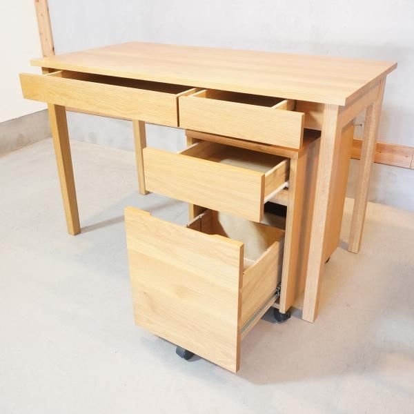 人気のMUJI(無印良品)のオーク材パーソナルデスク&ワゴン 人気のMUJI(無印良品)のオーク材パーソナルデスク&ワゴン