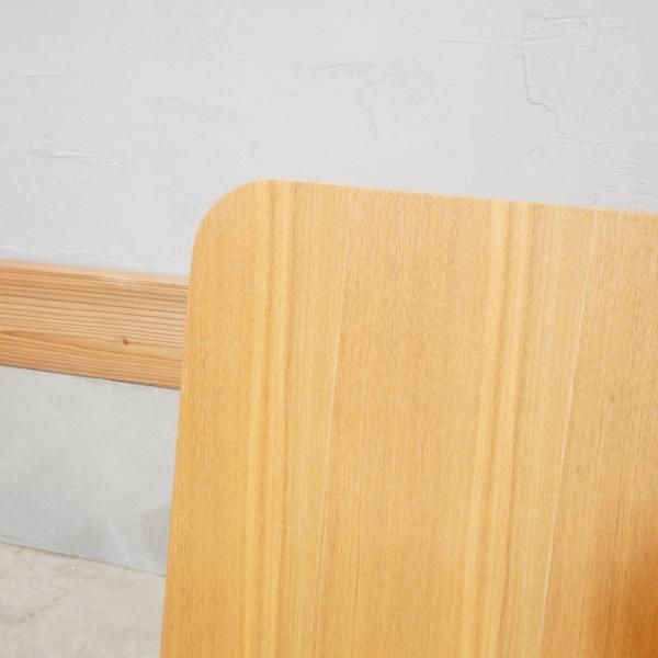 稀少な無印良品(MUJI)のタモ材を使用した曲木 座椅子 2脚セット 稀少な無印良品(MUJI)のタモ材を使用した曲木 座椅子 2脚セット