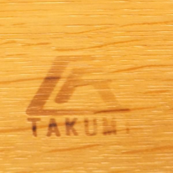 北海道のTAKUMI KOHGEI(匠工芸)のオーク無垢材 デスクです。天然 北海道のTAKUMI KOHGEI(匠工芸)のオーク無垢材 デスクです。天然