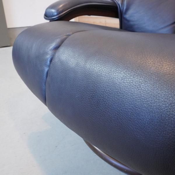 FUJI FURNITURE(冨士ファニチア) の回転式 本革リクライニング FUJI FURNITURE(冨士ファニチア) の回転式 本革リクライニング