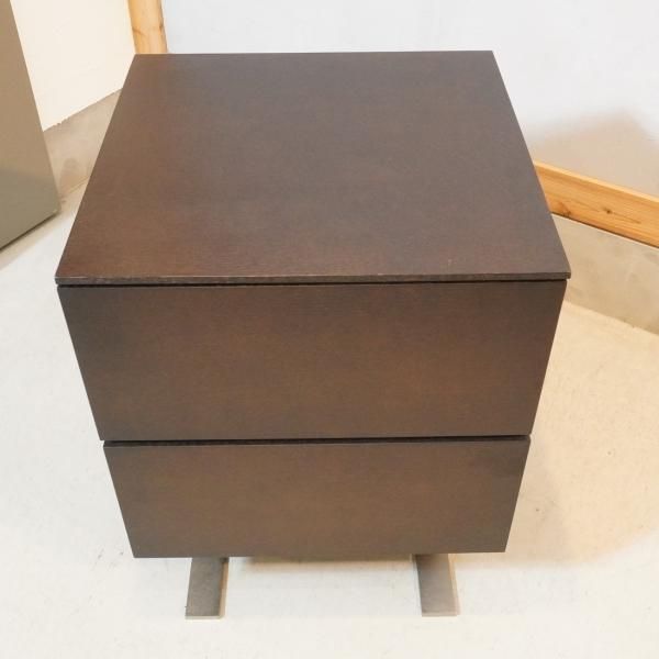 希少/サイドキャビネット/IDC大塚家具/NINE/サイドテーブル IDC OTSUKA(大塚家具)で取り扱われていたNINE(ナイン)サイド