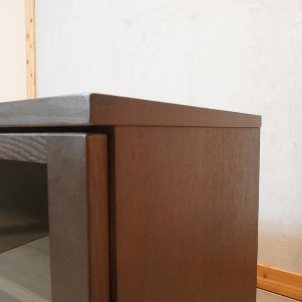 人気の無印良品(MUJI)のタモ材 キャビネット・ガラス扉です 人気の無印良品(MUJI)のタモ材 キャビネット・ガラス扉です