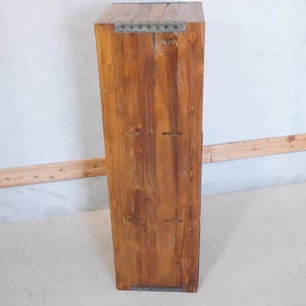 ACME FURNITURE(アクメファニチャー)のトロイ オープンシェルフ ACME FURNITURE(アクメファニチャー)のトロイ オープンシェルフ