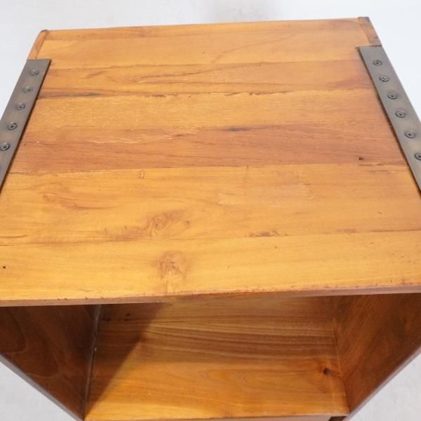 ACME FURNITURE(アクメファニチャー)のトロイ オープンシェルフ ACME FURNITURE(アクメファニチャー)のトロイ オープンシェルフ