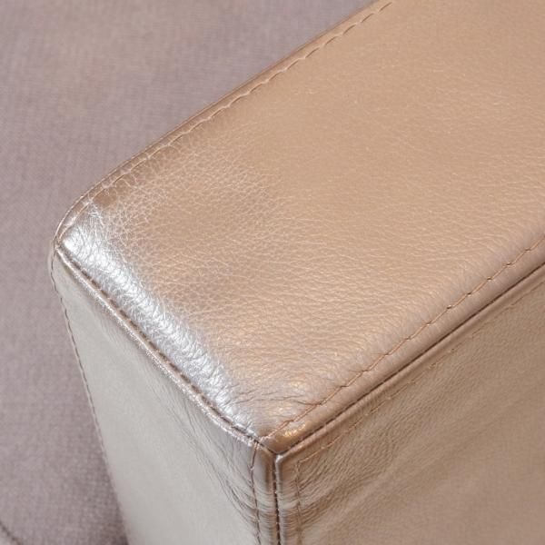 Cassina ixc.(カッシーナ・イクスシー)取扱い、CATHERINE MEMMI Cassina ixc.(カッシーナ・イクスシー)取扱い、CATHERINE MEMMI