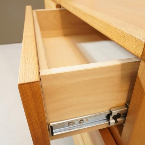 人気の無印良品(MUJI)のタモ材を使用した3段ダブルチェストです 人気の無印良品(MUJI)のタモ材を使用した3段ダブルチェストです