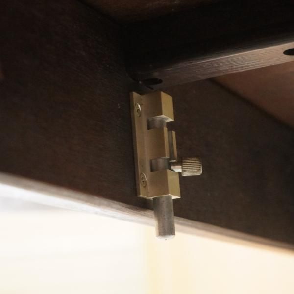 国内老舗家具メーカーkarimoku(カリモク家具)のローズウッド 国内老舗家具メーカーkarimoku(カリモク家具)のローズウッド