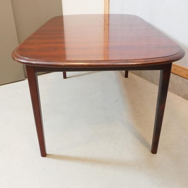 国内老舗家具メーカーkarimoku(カリモク家具)のローズウッド 国内老舗家具メーカーkarimoku(カリモク家具)のローズウッド