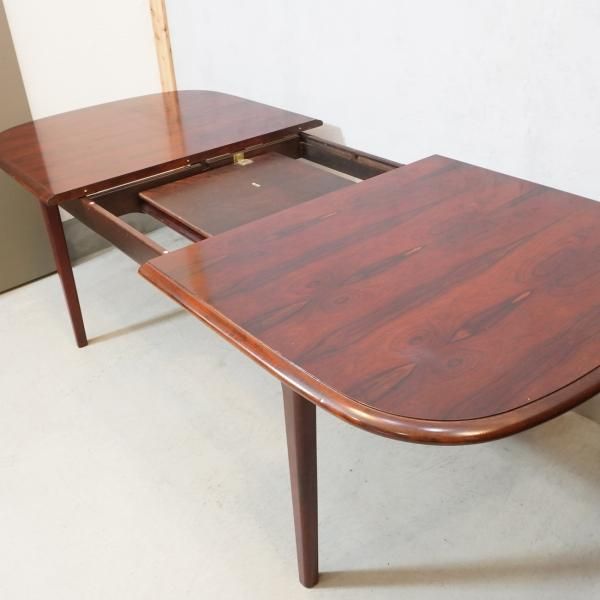 国内老舗家具メーカーkarimoku(カリモク家具)のローズウッド 国内老舗家具メーカーkarimoku(カリモク家具)のローズウッド