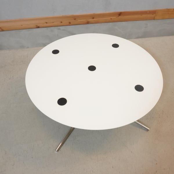 Cassina ixc.(カッシーナ イクスシー)で取り扱われていたJELLY Cassina ixc.(カッシーナ イクスシー)で取り扱われていたJELLY