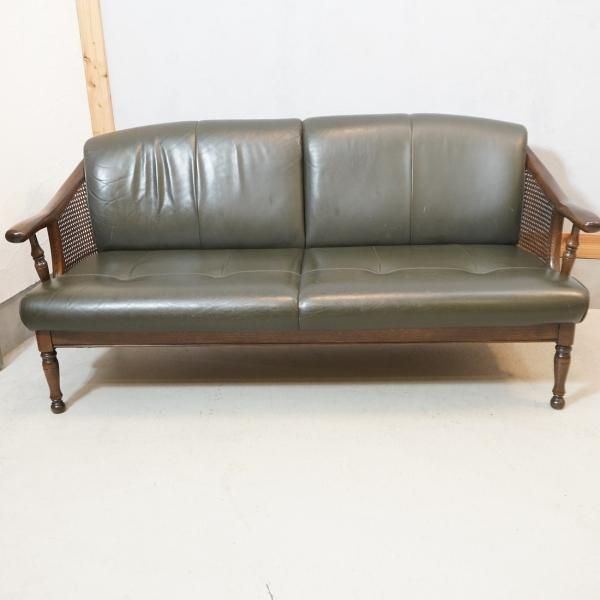 Karimoku(カリモク家具)のコロニアルシリーズの高級ラインGRAND Karimoku(カリモク家具)のコロニアルシリーズの高級ラインGRAND