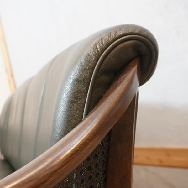 Karimoku(カリモク家具)のコロニアルシリーズの高級ラインGRAND Karimoku(カリモク家具)のコロニアルシリーズの高級ラインGRAND
