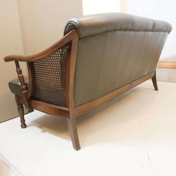 Karimoku(カリモク家具)のコロニアルシリーズの高級ラインGRAND Karimoku(カリモク家具)のコロニアルシリーズの高級ラインGRAND