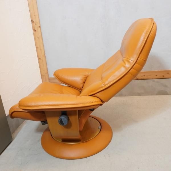 中古）カリモク　リクライニングチェア karimoku(カリモク)のTHE FIRST(ザ・ファースト) 本革 リクライニング