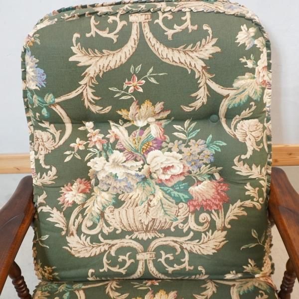 Karimoku(カリモク家具)のCOLONIAL(コロニアル)シリーズ Karimoku(カリモク家具)のCOLONIAL(コロニアル)シリーズ