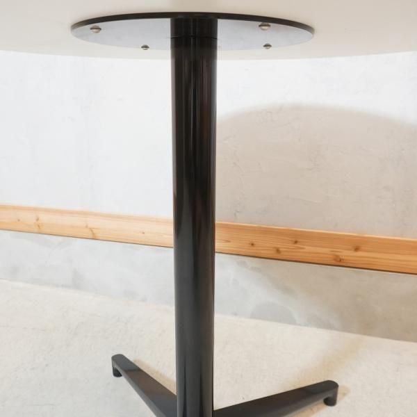 値下げ/Vitra(ヴィトラ)社のBistro table(ビストロテーブル 値下げ/Vitra(ヴィトラ)社のBistro table(ビストロテーブル